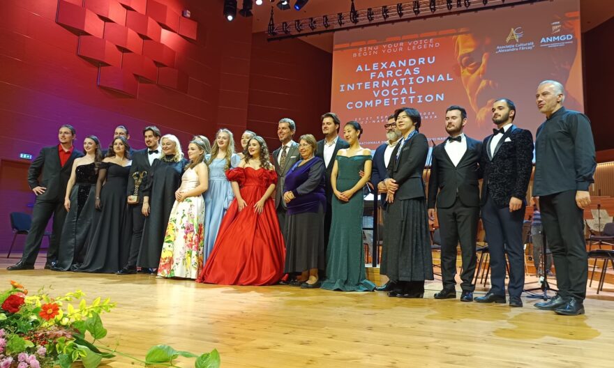 Poză laureați
